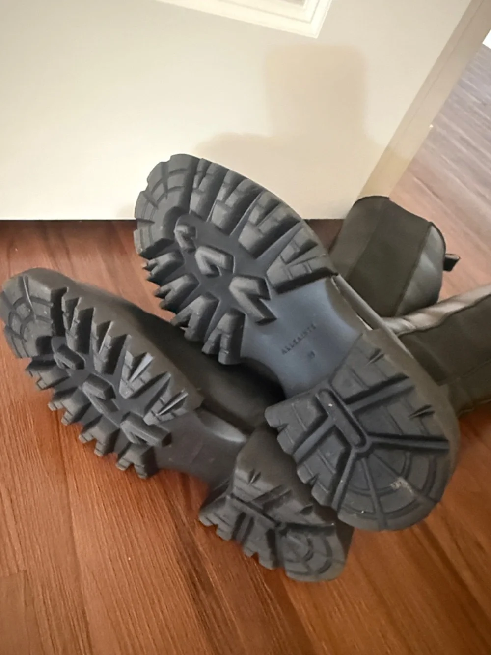 All Saints Black Knee-High Chelsea Lug Sole Boots - Women size 39 - Picture 4 of 5